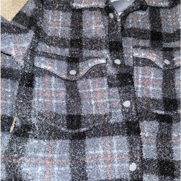 Abercrombie Sherpa Shacket - Picture 5 of 5